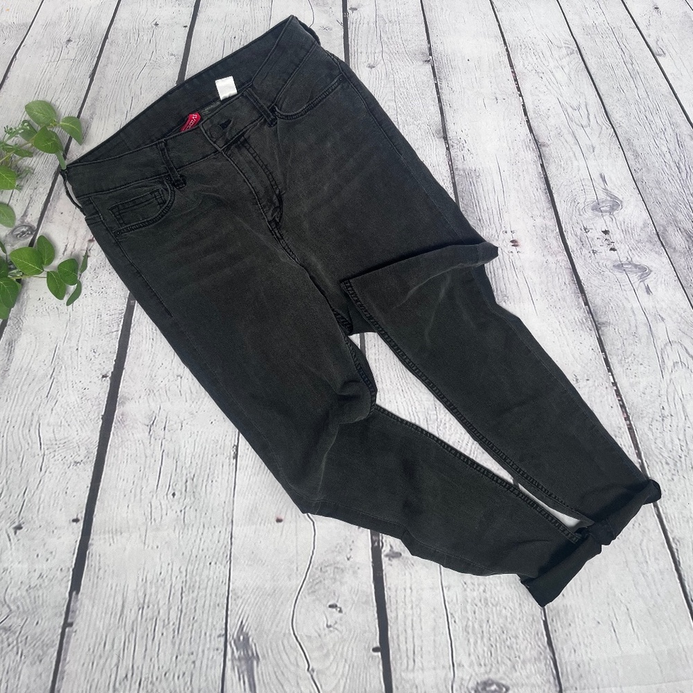 Divided Women's Skinny Jeans Black Size 10